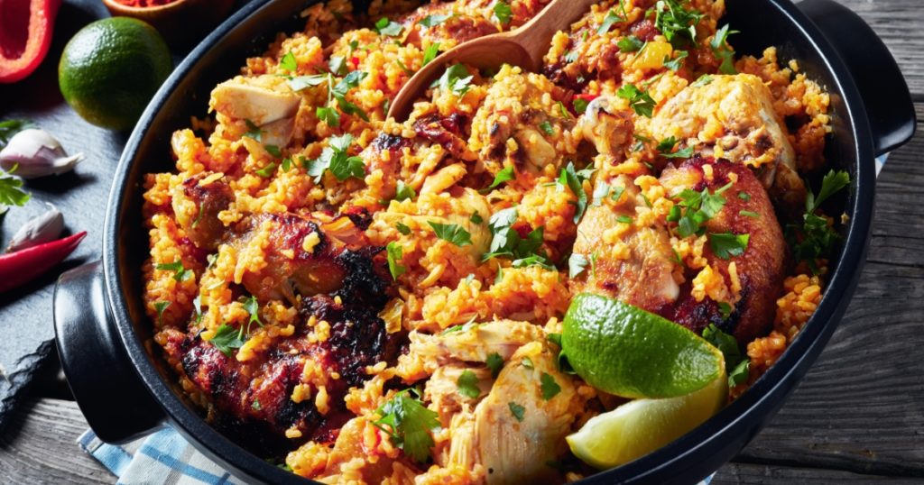 How to prepare and cook a whole chicken arroz con pollo