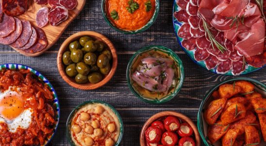 what are spanish tapas